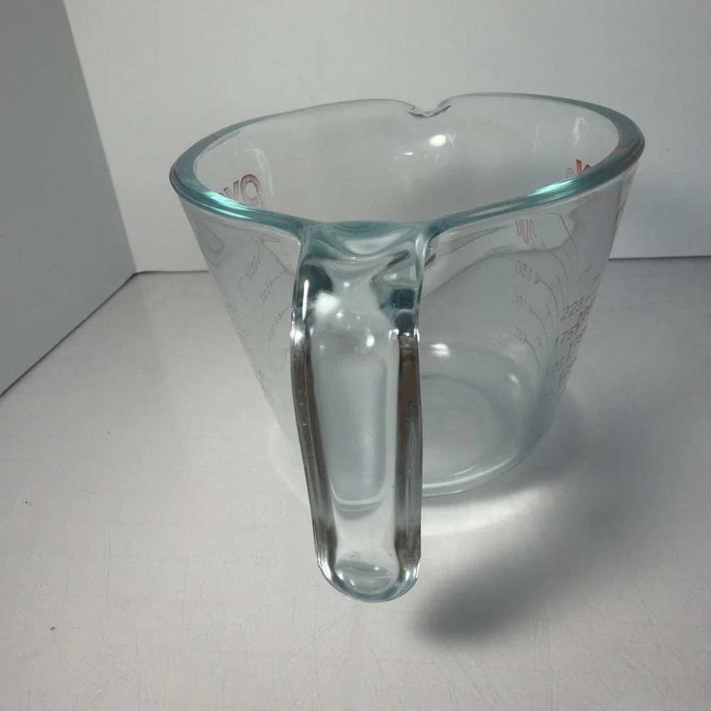 Pyrex vintage blue